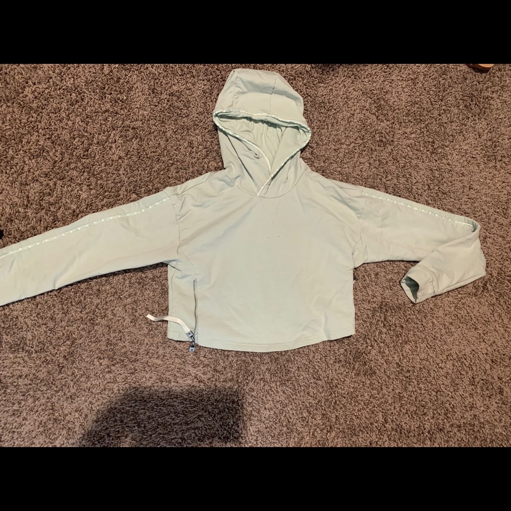 Crop sweater